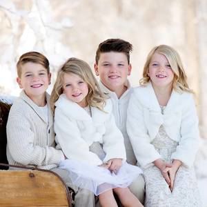 Meet your Posher, April